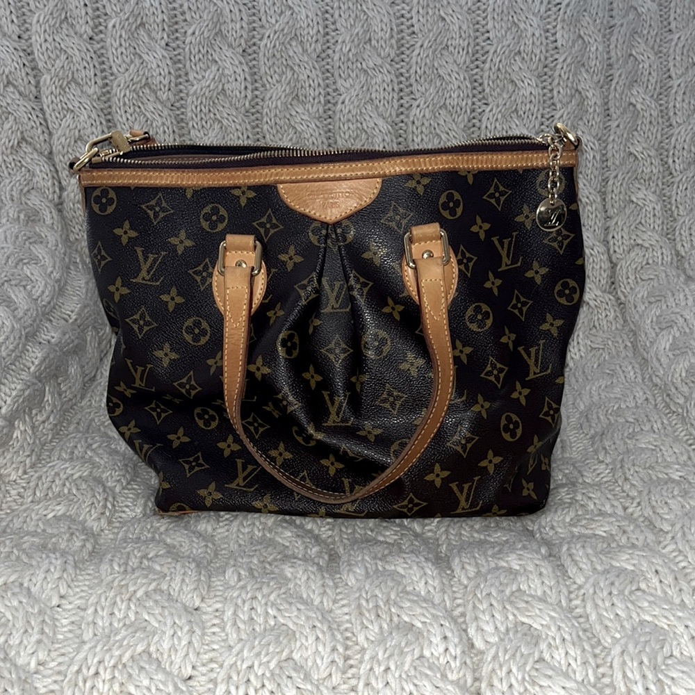 Vintage Louis Vuitton Medium Bag